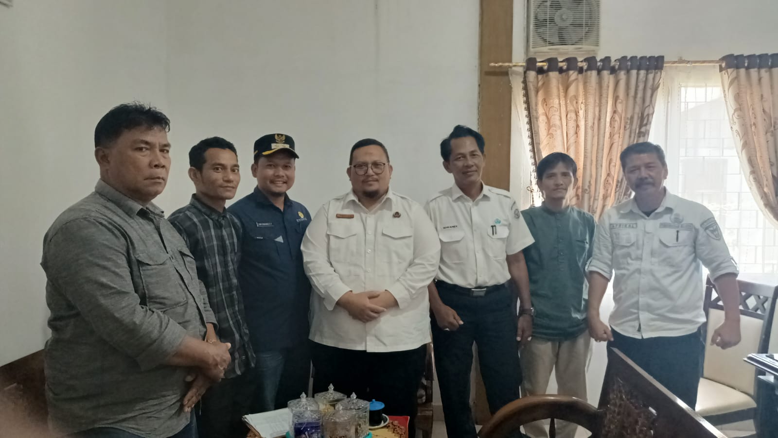 KUNJUNGAN WALI NAGARI AIRPURA BESERTA JAJARAN TERKAIT USULAN KAMPUNG NELAYAN MERAH PUTIH