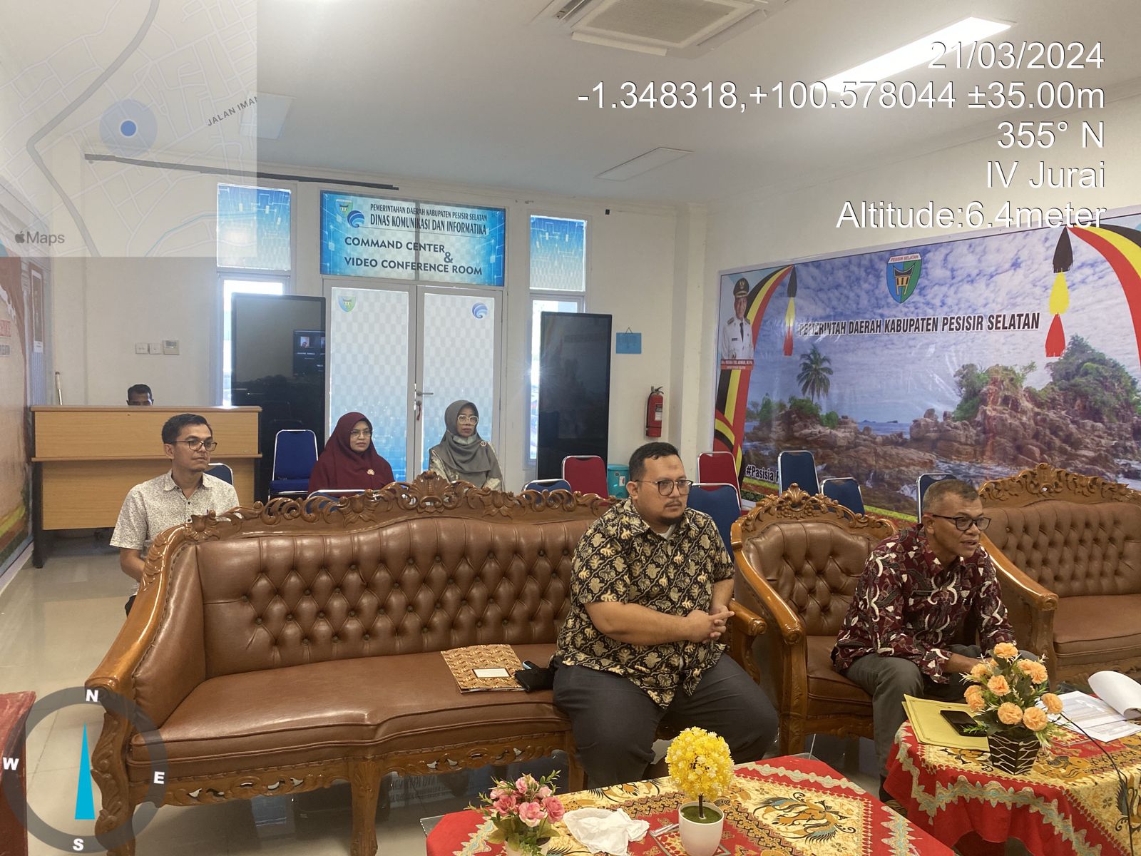 Rapat Percepatan Pendistribusian Cadangan Beras Pemerintah untuk Korban terdampak Banjir dan Longsor
