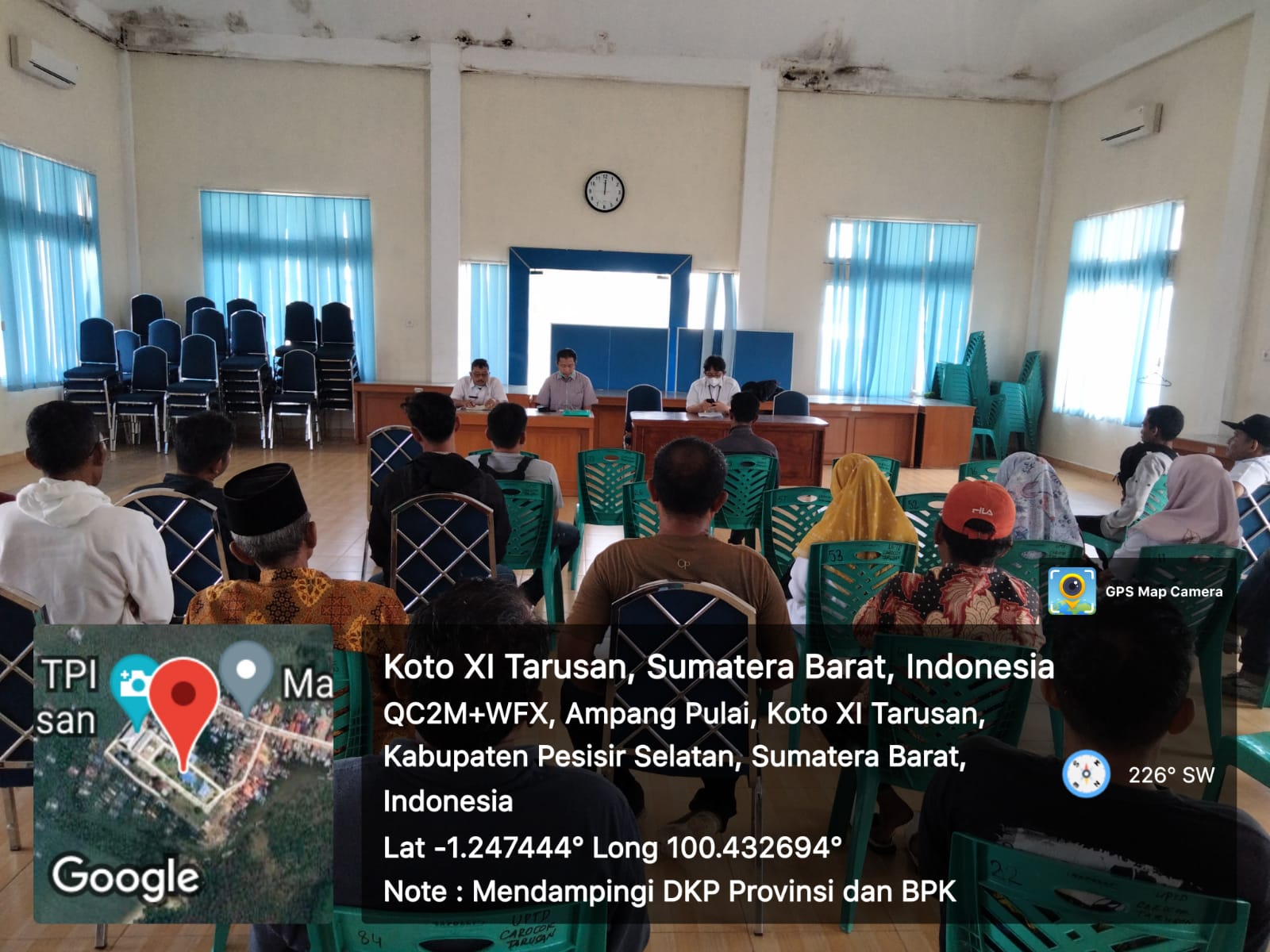 MENDAMPINGI TIM DKP PROVINSI PEMERIKSAAN BANTUAN MESIN TEMPEL 15 PK DI KEC. KOTO XI TARUSAN.